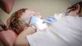 Daily operations to remove rotten teeth in children rising