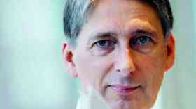 Hammond denies state of poverty in the UK