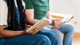 Kids reading